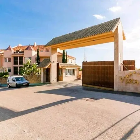 Luxury In The Golf Valley Above Puerto Banus. Apartment *